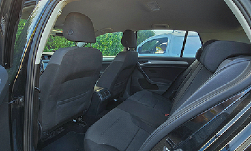 Volkswagen Golf 7 1....