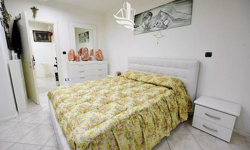 Laives: Trilocale Co...