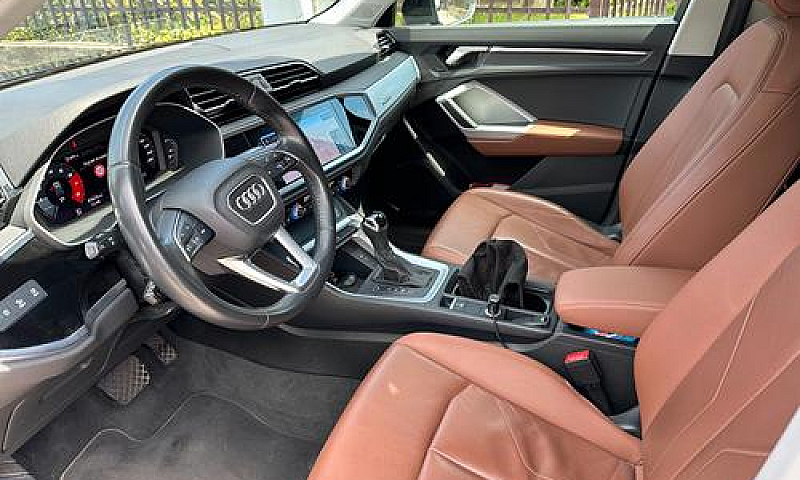 Audi Q3 - 2020...