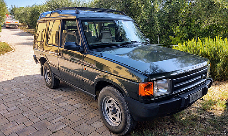 Land Rover Discovery...