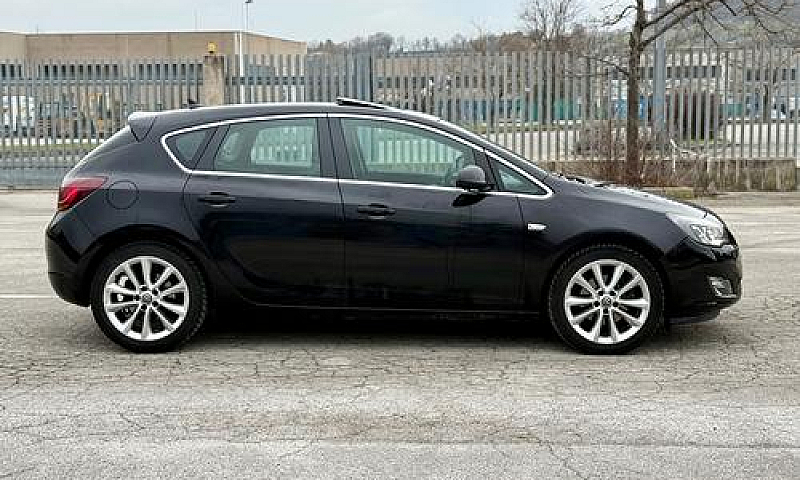 Opel Astra Automatic...