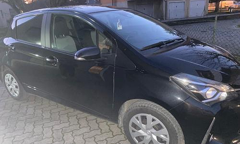 Toyota Yaris 4ª Seri...