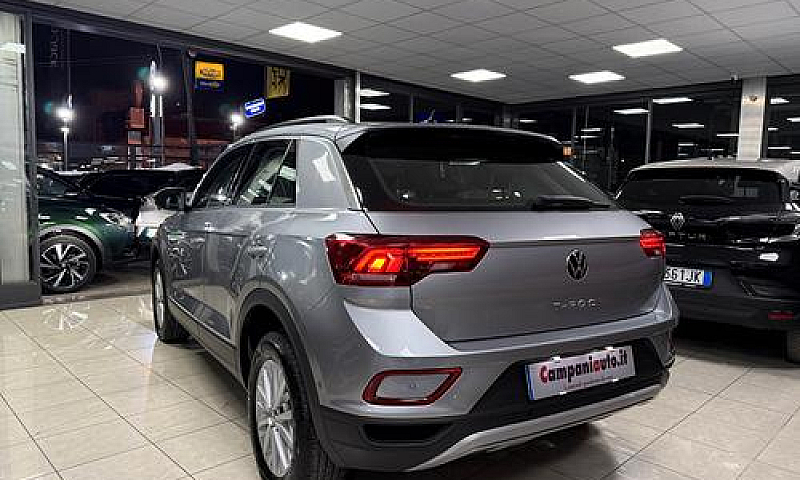 Volkswagen T-Roc 1.0...