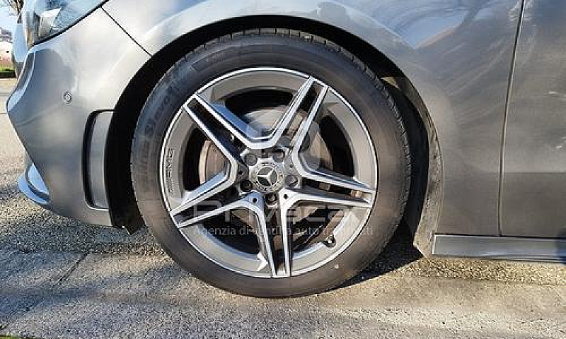 Mercedes B 180 D Aut...