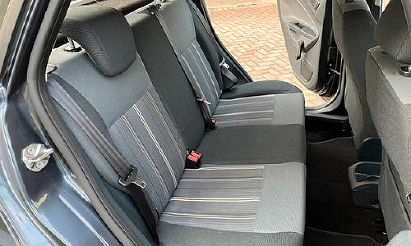 Ford Fiesta 1.4 Gpl...
