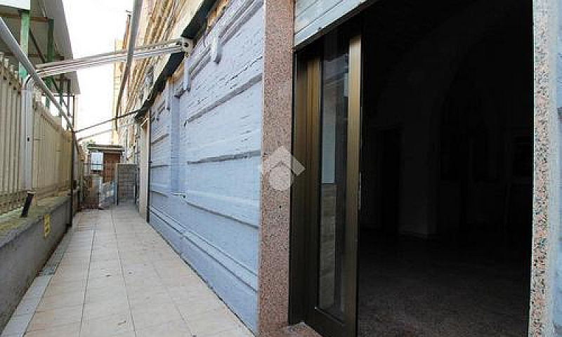 3 Locali A Roseto De...