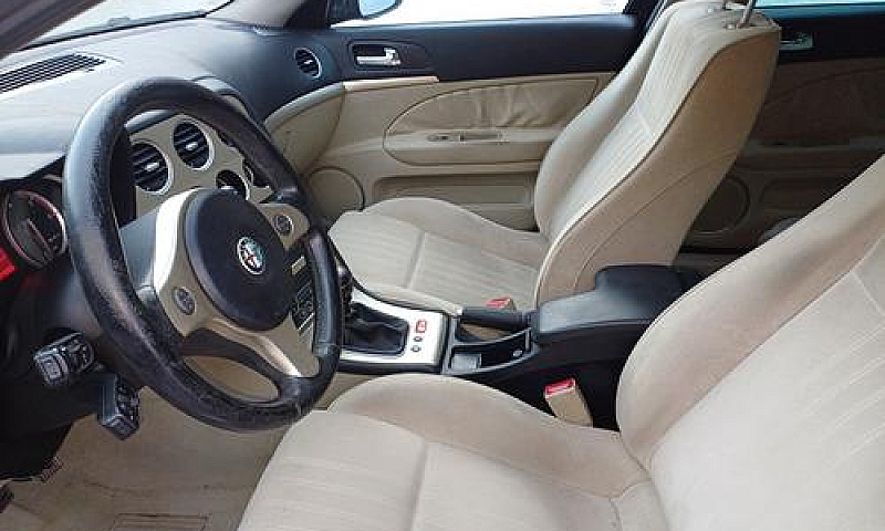 Alfa Romeo 159...