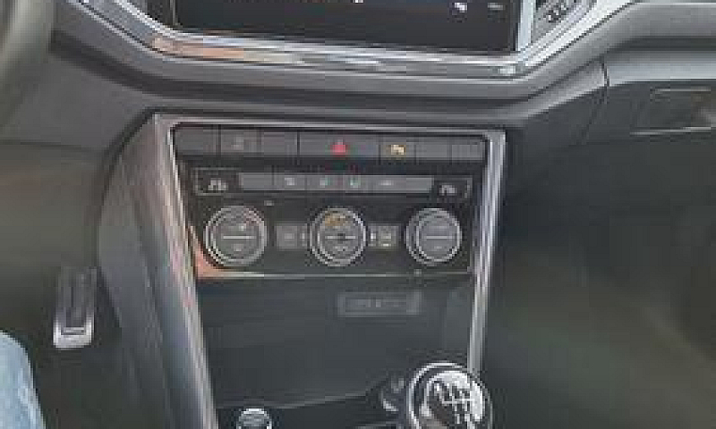 Volkswagen T-Roc - 2...