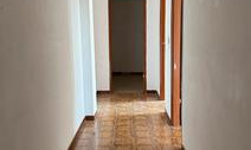 5 Locali (104M2) Da ...