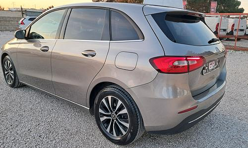 Mercedes B 180 D Aut...
