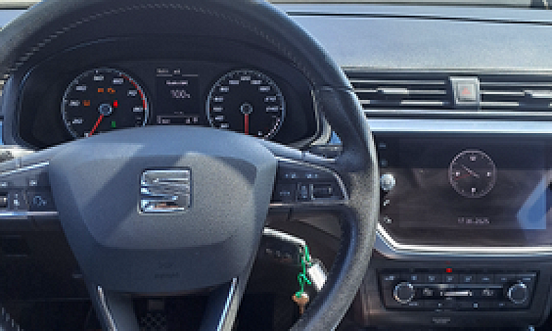 Seat Arona Metano...