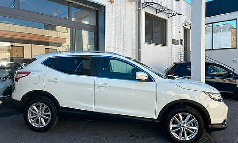 Nissan Qashqai 1.5 D...
