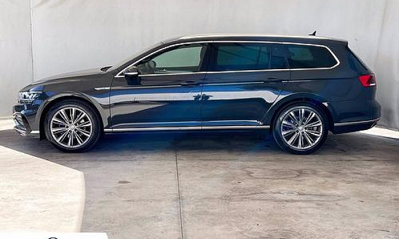Volkswagen Passat Va...