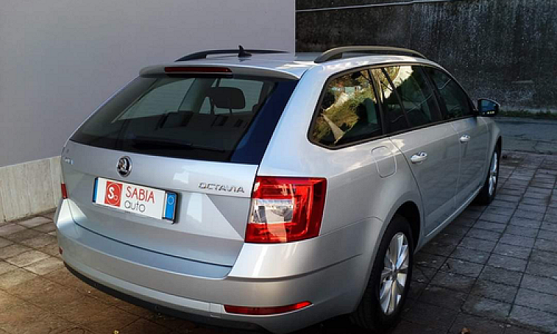Skoda Octavia Sw 1.6...