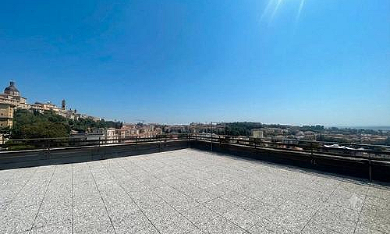 Il Lusso Di Una Vist...