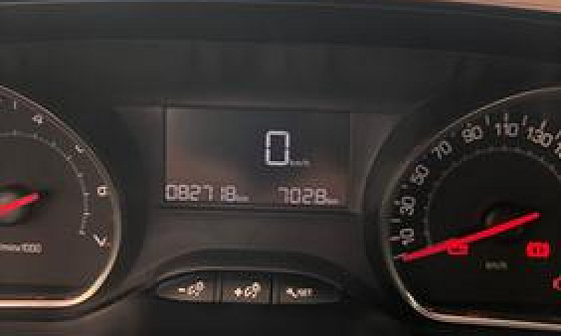 Peugeot 208 1.2 Spor...