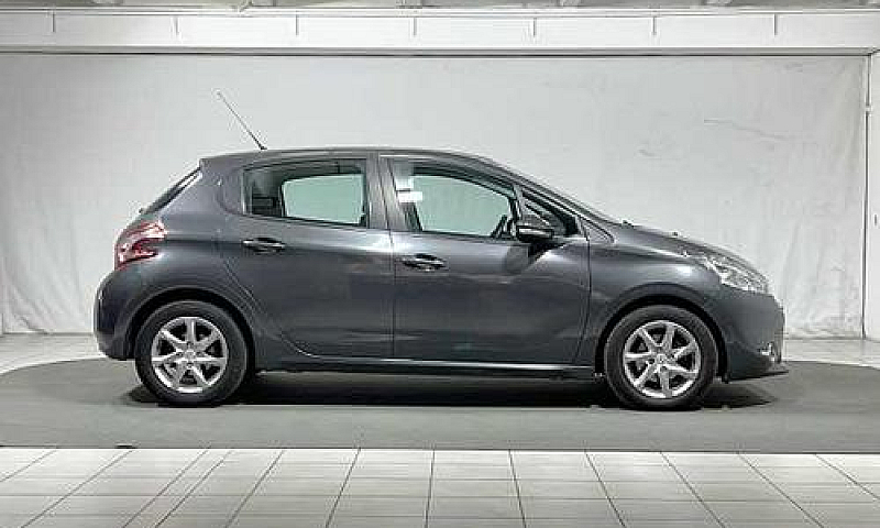 Peugeot 208 1.4 Vti ...