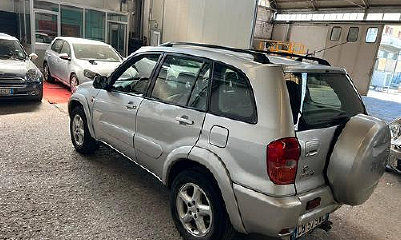 Toyota Rav 4 2,0-D-4...