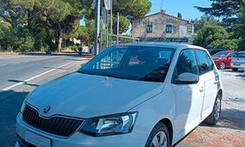 Skoda Fabia 1.0 Unic...