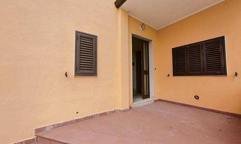 Casa Indipendente Di...