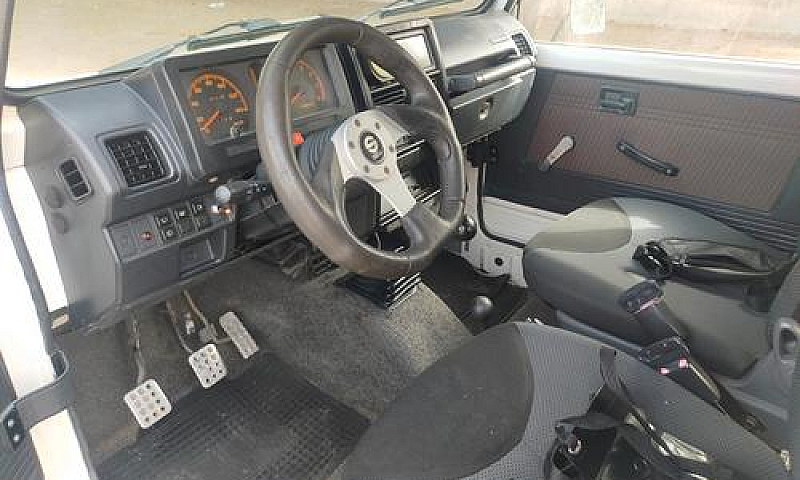 Suzuki Samurai - 199...