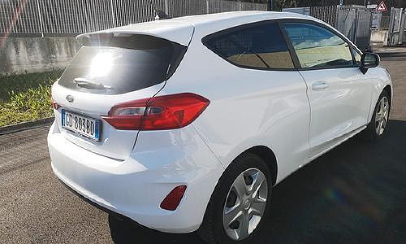 Ford Fiesta 1.5 Tdci...