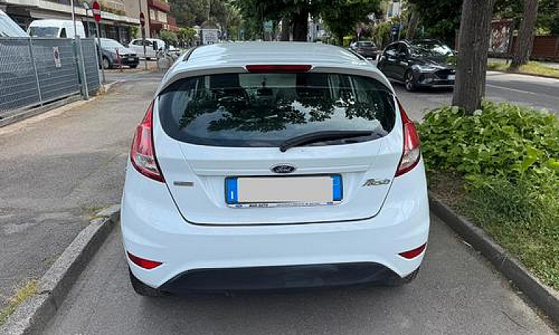 Ford Fiesta 1.0 Cate...