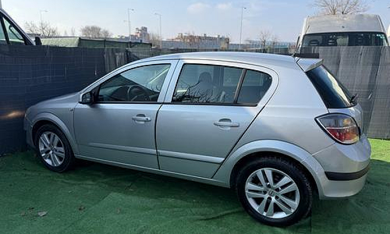 Opel Astra 1.6 Benzi...