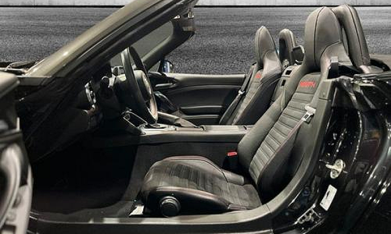 Abarth 124 Spider 1....