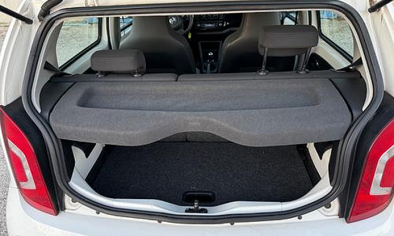 Volkswagen Up! 1.0 5...