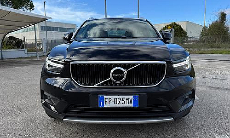 Volvo Xc40 D4 Awd Ge...