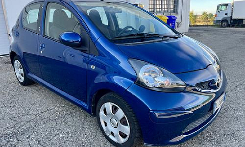 Toyota Aygo 1.0Benz ...