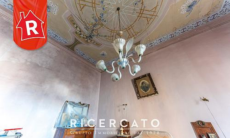 Palazzo A San Pietro...