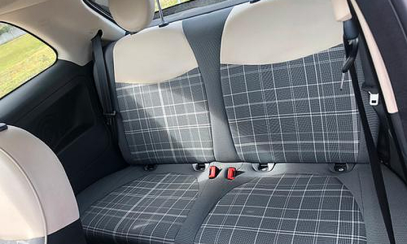 Fiat 500 Lounge Perf...