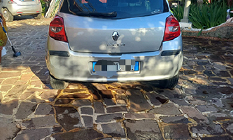 Renault Clio 2009...