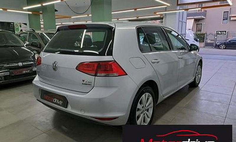 Volkswagen - Golf - ...