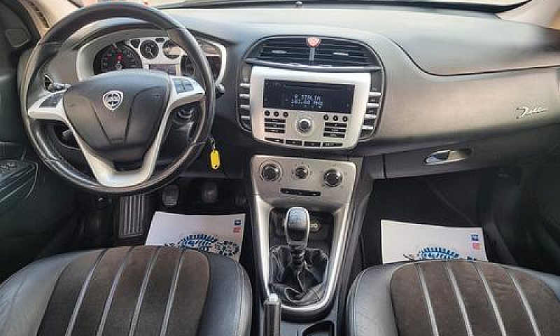 Lancia Delta 1.6 Mjt...