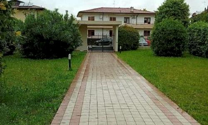 Appartamento A Udine...