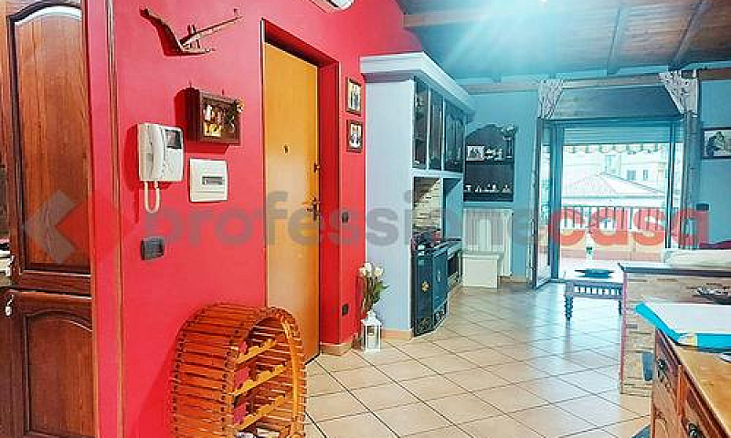 Appartamento Con Box...