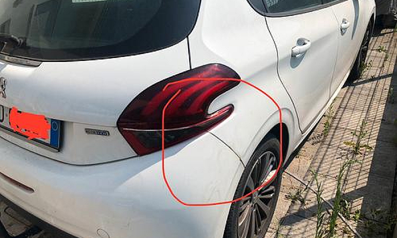 Peugeot 208 1.6 Blue...