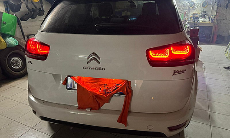 Citroen C4 Picasso 1...