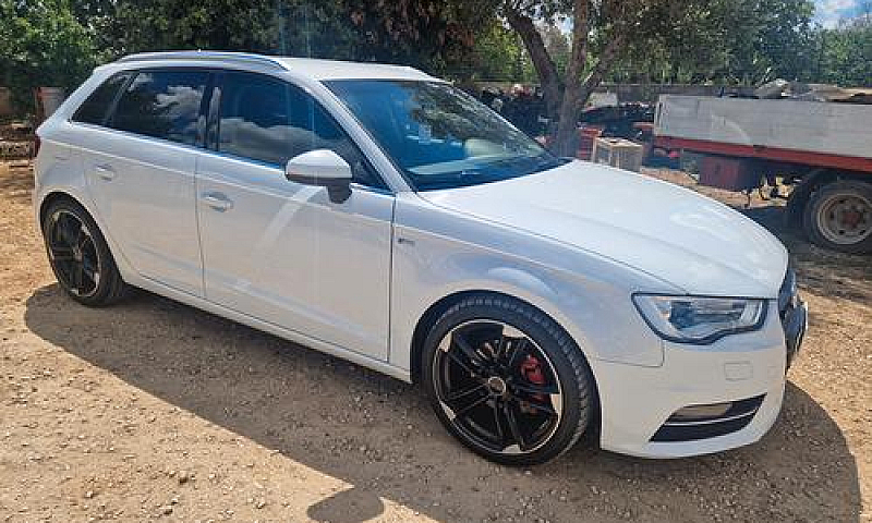 Audi A3 1.6 Tdi 105 ...