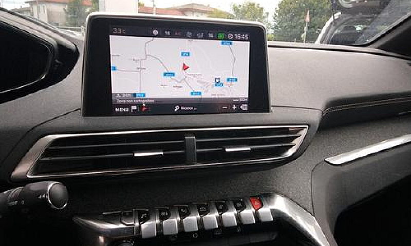 Peugeot 3008 Bluehdi...
