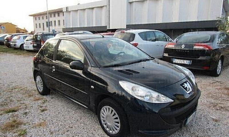 Peugeot 206 Plus 1.1...