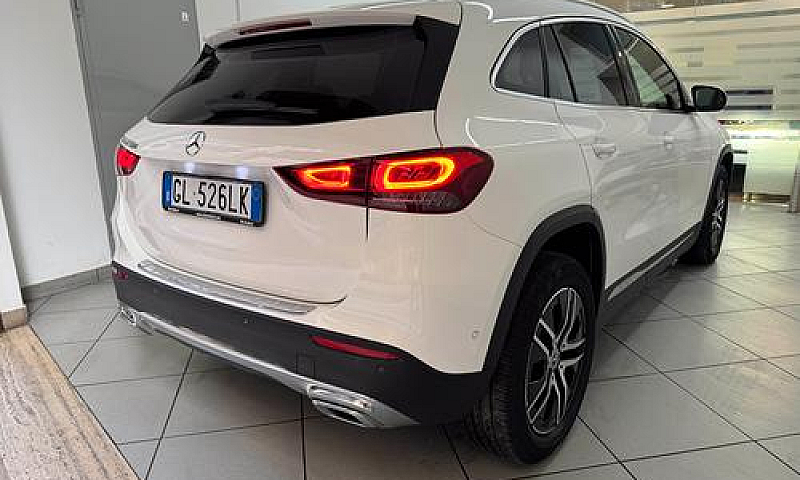 Mercedes-Benz Gla 20...