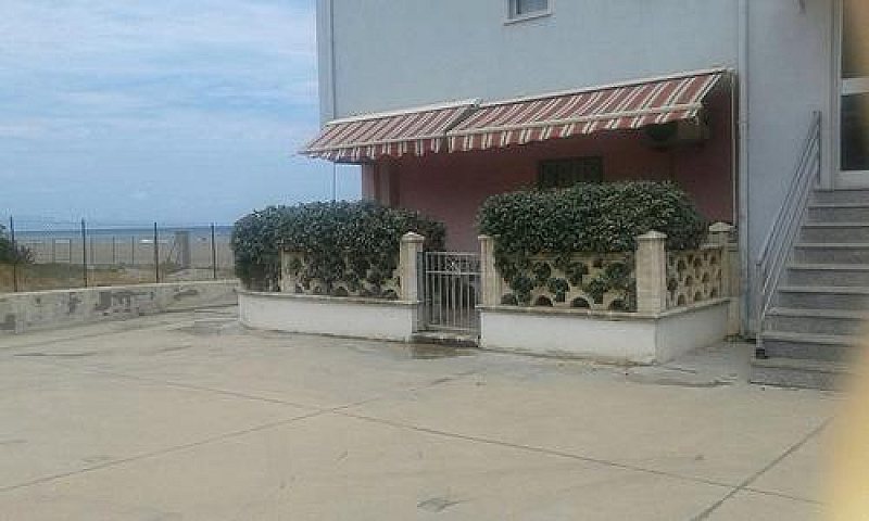 Calabria Casa Con In...