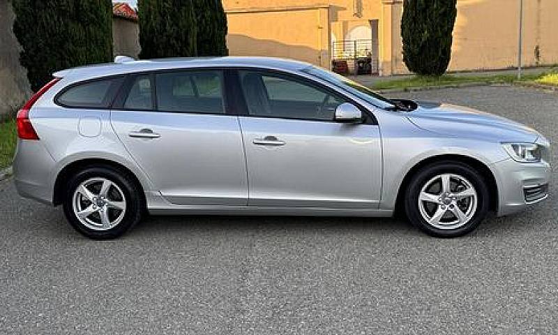 Volvo V60 D2 Geartro...