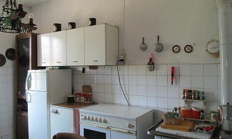 Porzione Di Casa - R...
