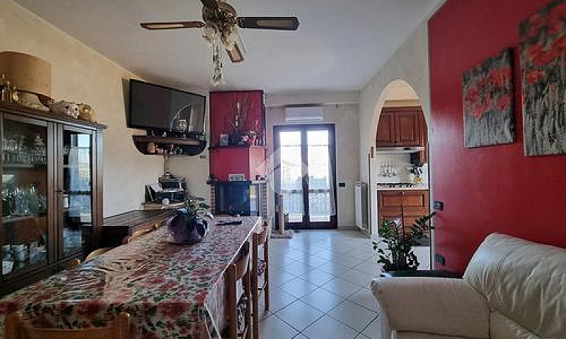 4 Locali A Basciano...