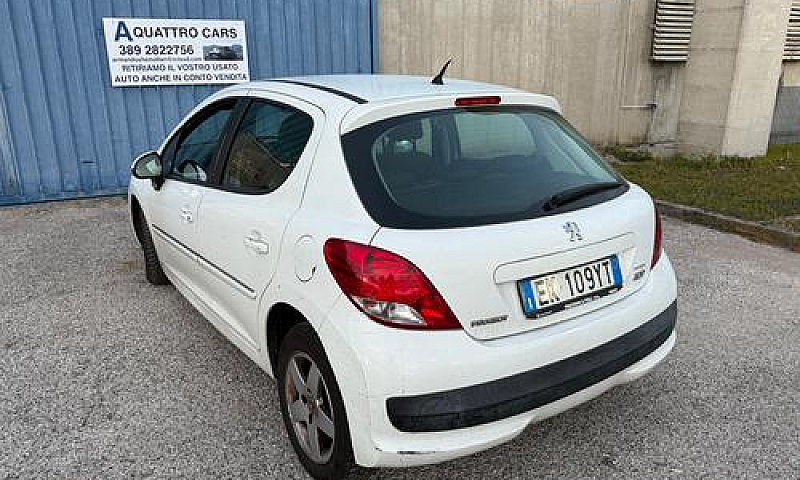 Peugeot 207 1.4 Vti ...